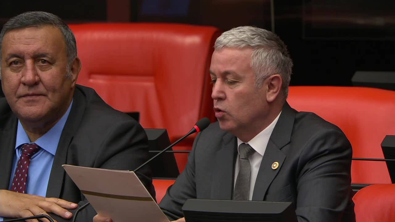 Çetin Arık: “iktidar, Öğretmenlerimize ‘evlere Gidin, İhtiyaç Sahiplerini Belirleyin’ Diye Talimat Veriyor”