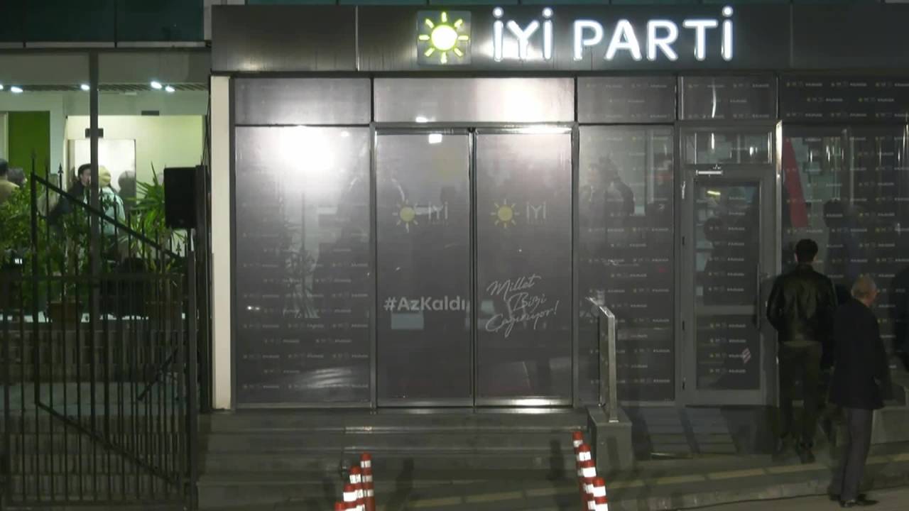 Altılı Masa’nın 11. Toplantısı Yaklaşık 10 Saat Sürdü