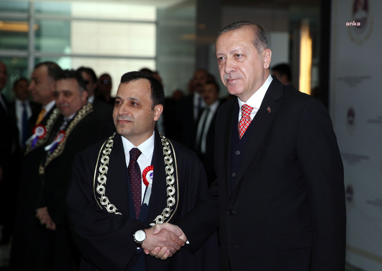 Cumhurbaşkanı Erdoğan, Anayasa Mahkemesi Başkanlığı’na Yeniden Seçilen Arslan’ı Tebrik Etti