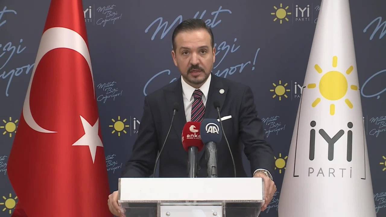Kürşad Zorlu: İyi Parti Olarak 124 Tır 11 Kamyon Yardım Malzememiz Bölgeye Ulaştı
