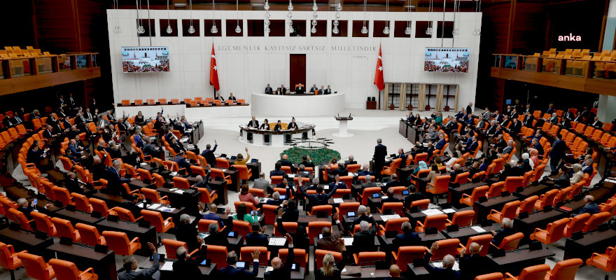 Tbmm Başkanlık Divanı Toplanamadığı İçin Ohal Kararı Görüşmeleri Yarına Ertelendi