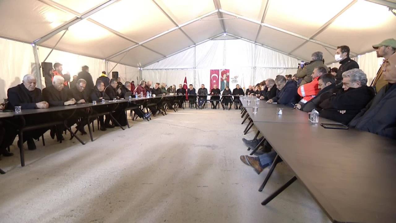 Tunç Soyer: "bölgede Günde 100 Konteyner İmal Edebilecek Bir Sistemi Kuruyoruz"