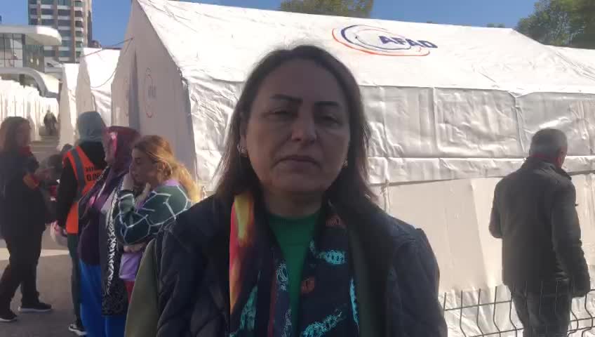 Müzeyyen Şevkin: "önemli Olan Güvenli Alanlarda, Zeminlerde, Binalarda Oturmak"