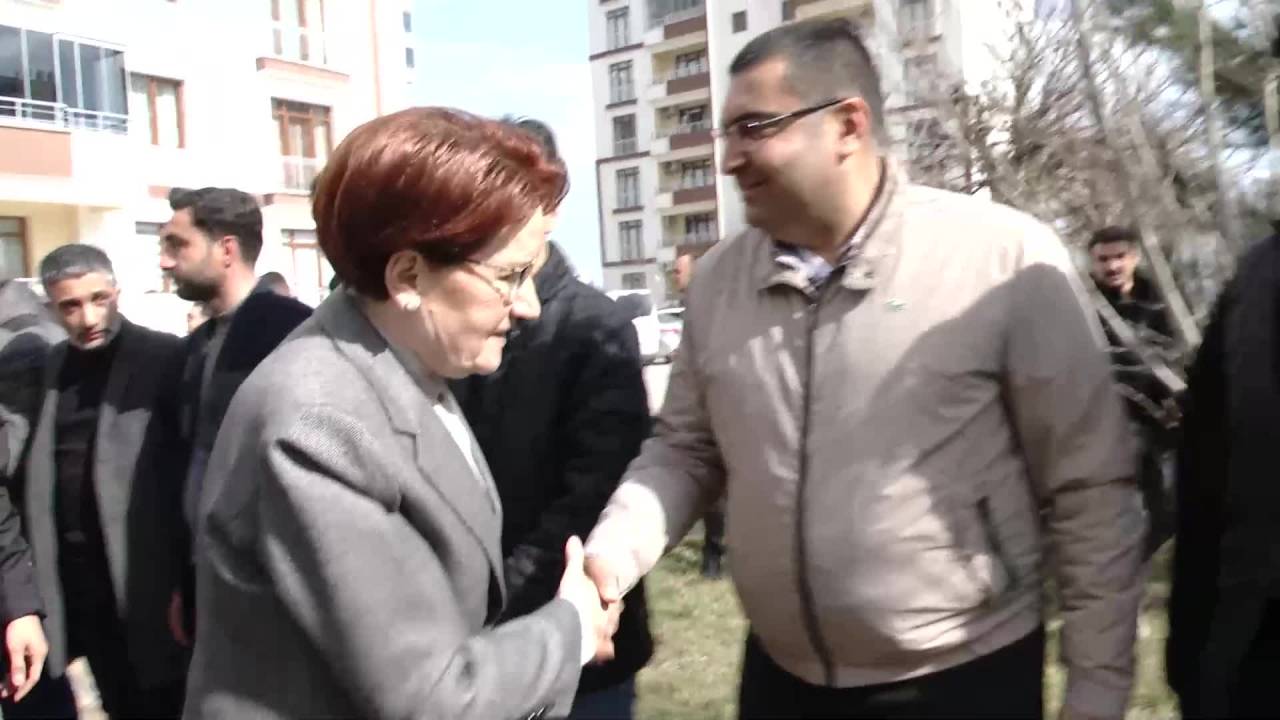 Meral Akşener, Diyarbakır’da Depremzedeleri Ziyaret Etti