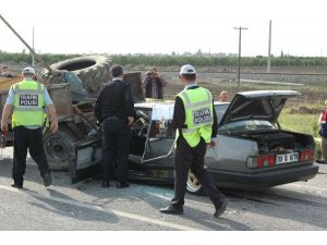 MERSİNDE FECİ KAZA: 1 ÖLÜ 3 YARALI