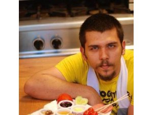 EŞİYLE TARTIŞAN GENÇ İŞLETMECİ CANINA KIYDI