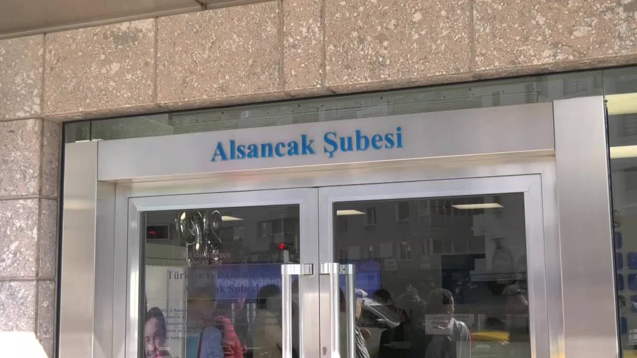 İzmir’den Kılıçdaroğlu’nun Bağış Kampanyasına Destek