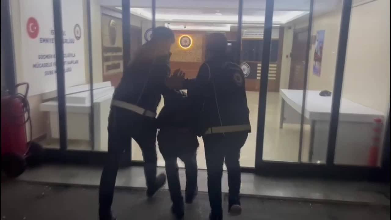 Akşener'e Sosyal Medya Hesabı Üzerinden Hakaret Eden Yabancı Uyruklu Bir Kişiistanbul'da Yakalandı