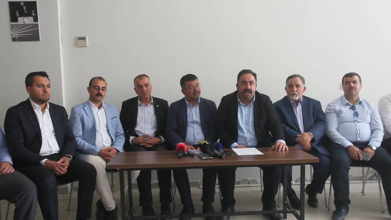 Veli Ağbaba: "bir Gün Kaldı. Bu Baskıya, Zulme, Demokrasiye Aykırı Tutumlar Son Bulacak"