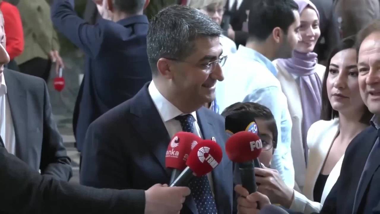 Mehmet Emin Ekmen: Yemin Töreninde Her Milletvekili Kendi Partisiile Anons Edilecek