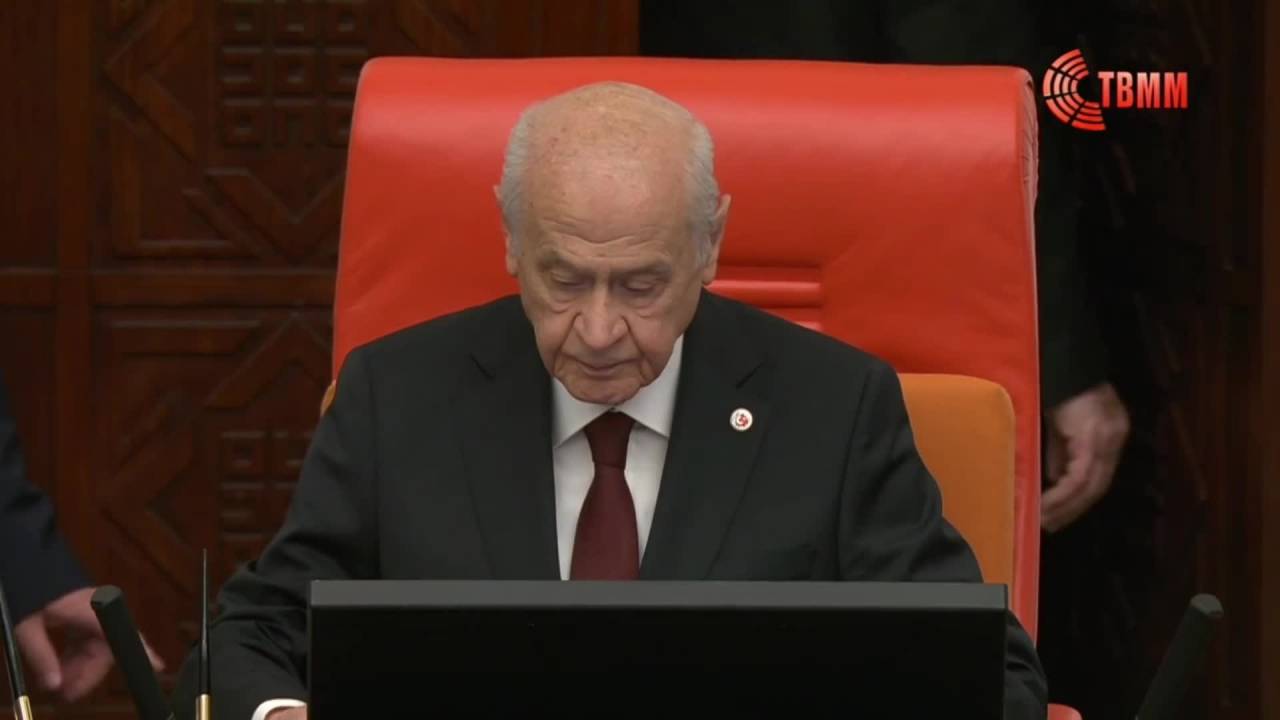 Tbmm’de 28. Dönem, Milletvekilleri Yemin Töreniile Başladı