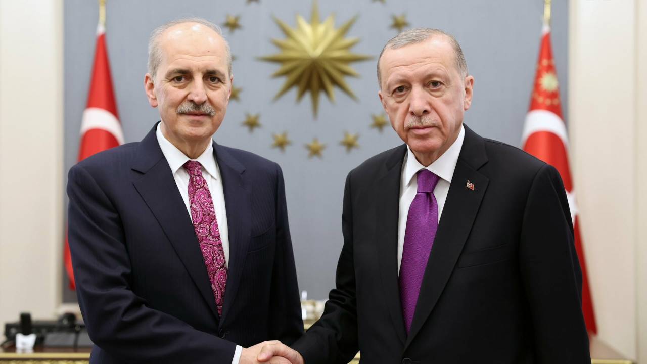 Cumhurbaşkanı Erdoğan, Tbmm Başkanı Seçilen Kurtulmuş'u Cumhurbaşkanlığı'nda Kabul Etti