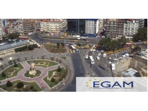 SÖZDE ERMENİ SOYKIRIMI SEREMONİSİ TAKSİM MEYDANI'NDA