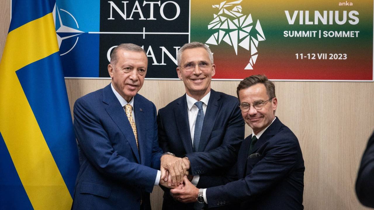 Nato Genel Sekreteri Stoltenberg, Türkiye'nin İsveç'in Nato Üyeliğine Destek Vereceğini Açıkladı