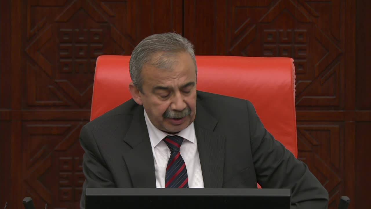 Cevdet Akay: "bütçe, Gelir Dağılımının Bozulduğu Ve Borç Sarmalına Girildiği Bir Bütçe"