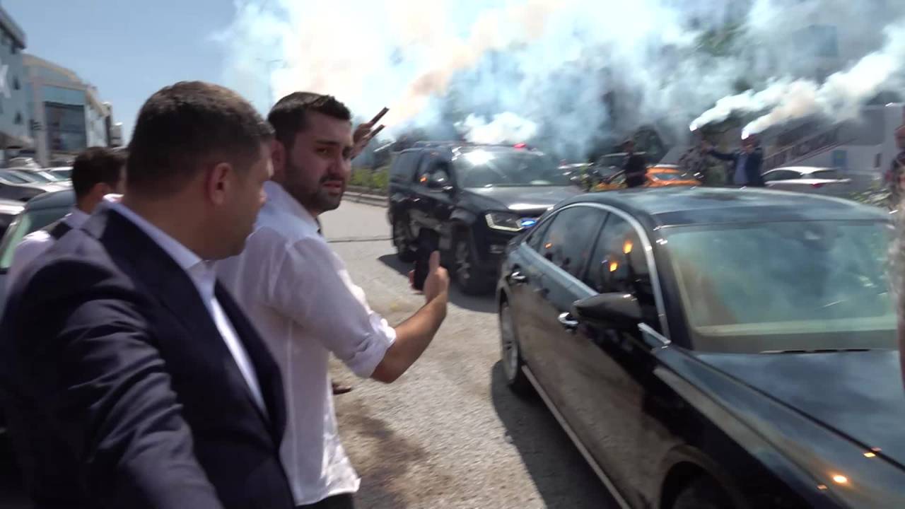 Akşener’e Sürpriz Doğum Günü