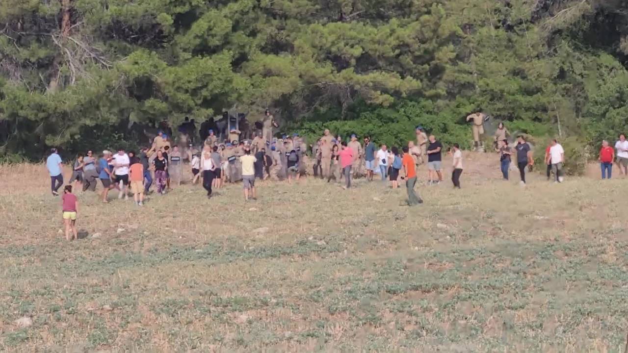 Chp’li Uzun, Akbelen Ormanı’nda: “orman İçine Girdiklerinde Kesilen Ormanlarla Karşılaştılar”