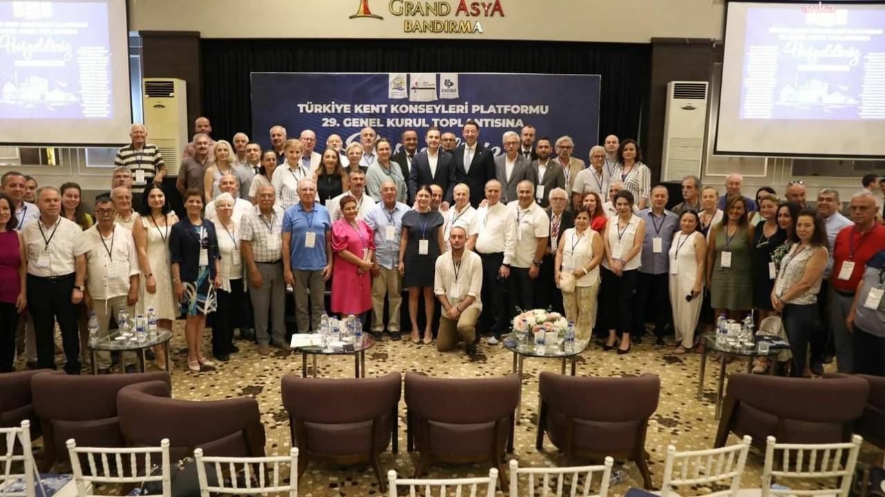 Ahmet Akın: "kent Konseyleri, Sivil Toplumun Tüm Unsurlarının Bir Arada Yer Aldığı Çok Önemli Yapılar"