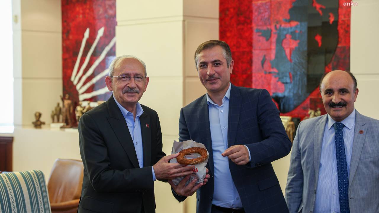 Kılıçdaroğlu, Chp Genel Merkezi'nde Esnaf Odalarının Temsilcileriyle Görüştü