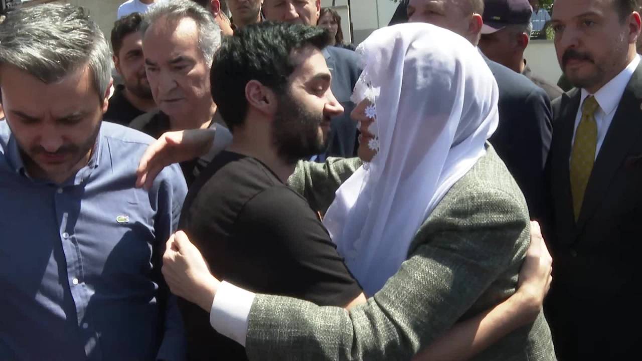 Akşener, Dağıstan Coşkun İçin Düzenlenen Cenaze Törenine Katıldı