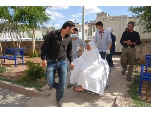 SURİYELİ KADINA KİMYASAL GAZ TESTİ