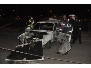 TRAFİK KAZASINDA PARÇALANARAK CAN VERDİ