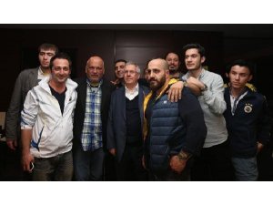 AZİZ YILDIRIM, TARAFTARLARLA BİR ARAYA GELDİ