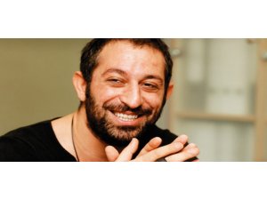 CEM YILMAZ'DAN 23 NİSAN ESPRİSİ