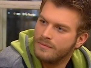 Kıvanç Tatlıtuğ, 50 bin TL'lik fesli pozu reddetti