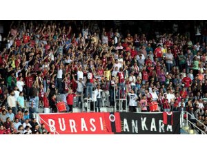 GENÇLERBİRLİĞİ TARAFTARI E-BİLET PROTESTOSU