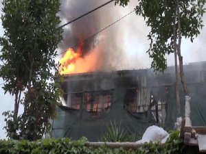 YENİKÖY'DE  YALI YANGINI