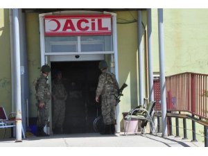 2 UZMAN ÇAVUŞ KAÇIRILDI