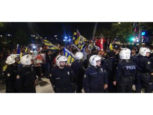 FENERBAHÇE TARAFTARINA SALDIRI