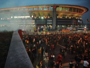 Arena'dan Canlı Yayın !!