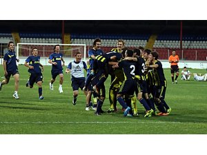 FENERBAHÇE'YE BİR ŞAMPİYONLUK DAHA