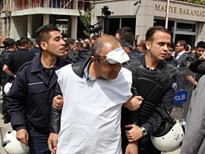 YATAĞAN İŞÇİLERİNE GÖZALTI