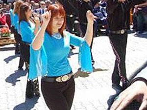 MİLLİ EĞİTİM MÜDÜRÜNDEN KIYAFET TEPKİSİ