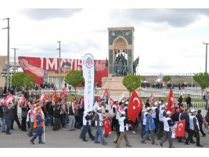 YASAKSIZ TAKSİM MEYDANI KUTLAMASI