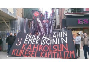 ANTİKAPİTALİST MÜSLÜMANLARA GAZ BOMBALI MÜDAHALE