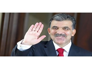 CUMHURBAŞKANI GÜL, ÜÇLÜ ZİRVEYE GİDİYOR