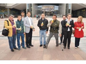 BÖYLE PROTESTO GÖRÜLMEDİ