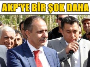 AKP'de Şok İstifa