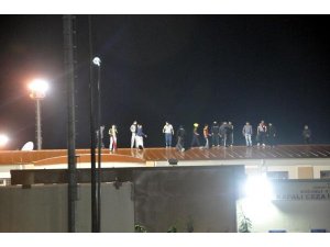 KANDIRA CEZAEVİ'NDE İSYAN VE YANGIN