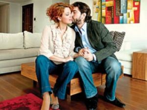 Gülen'den iki gazeteciye davet