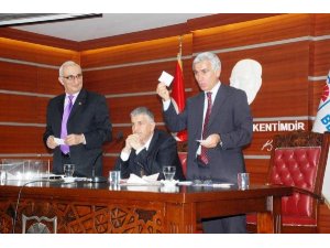 YALOVA BELEDİYE BAŞKANLIĞI AKP'YE GEÇTİ