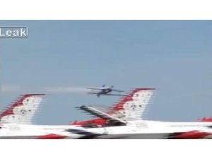 UÇAK YERE BÖYLE ÇAKILDI