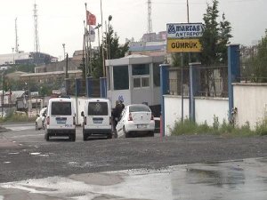 DEMET AKALIN'IN KAYINPEDERİNE BASKIN