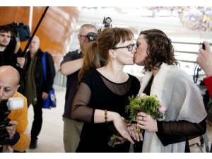 EUROVISION EVLİLİĞİ