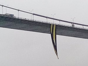 FENER KOLYEYİ TAKTI