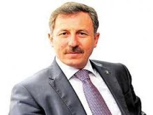 AKP MİLLETVEKİLİNDEN BAŞÖRTÜLÜ ÖĞRENCİLERE TEPKİ